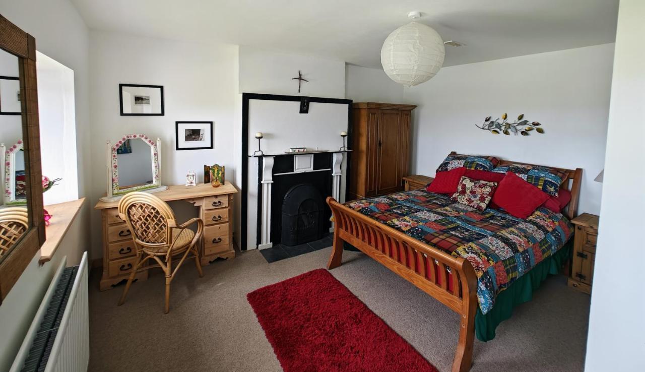 Teach Roisin-Traditional Irish Holiday Cottage In Malin Head. 外观 照片