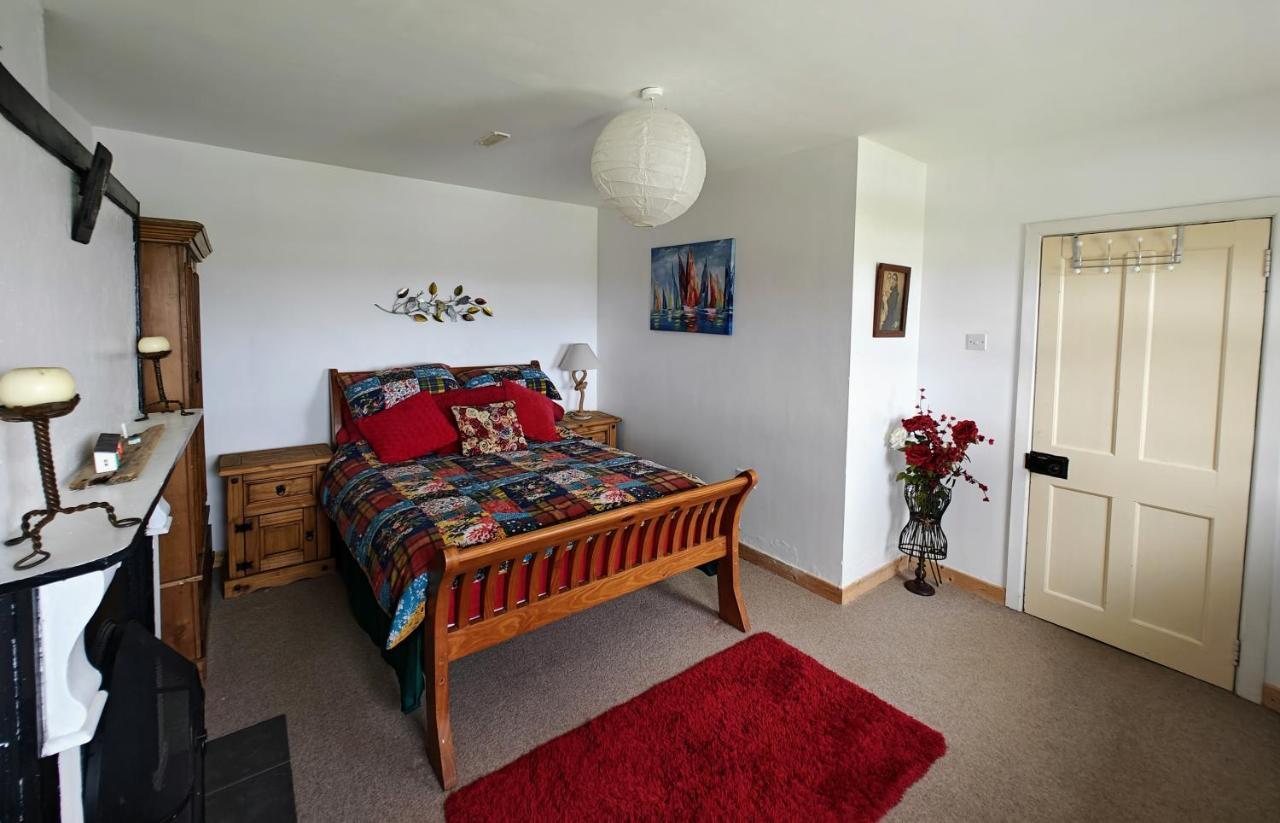 Teach Roisin-Traditional Irish Holiday Cottage In Malin Head. 外观 照片