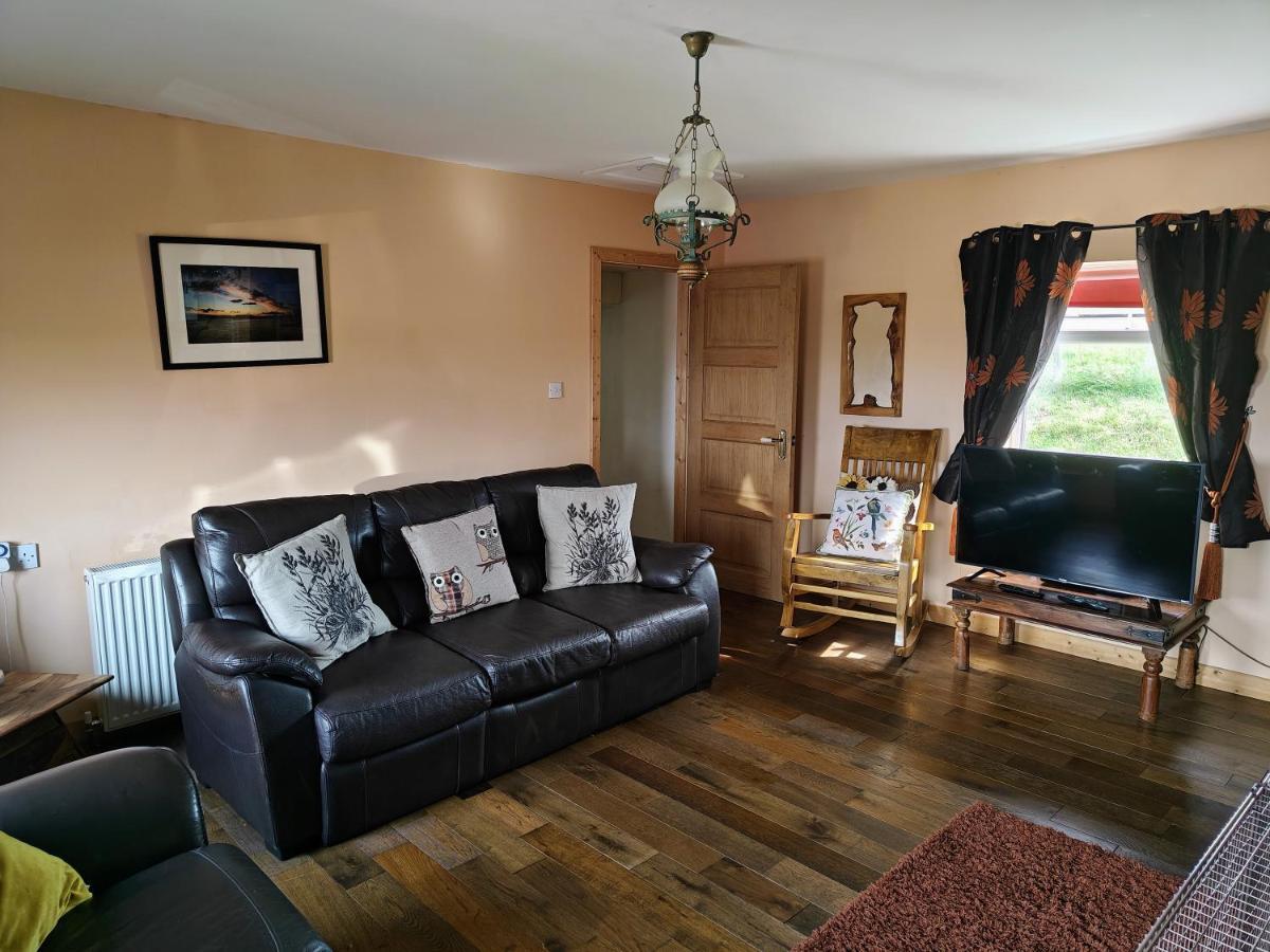 Teach Roisin-Traditional Irish Holiday Cottage In Malin Head. 外观 照片