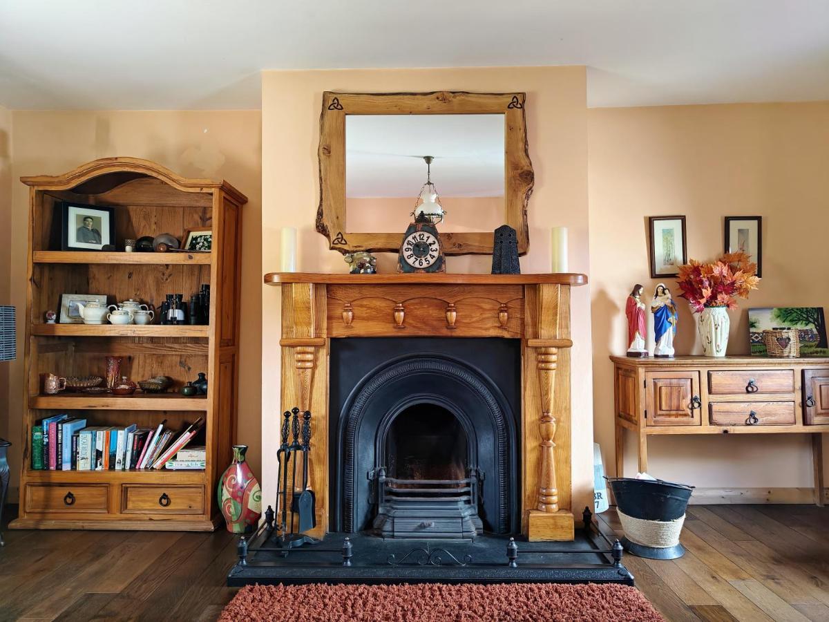 Teach Roisin-Traditional Irish Holiday Cottage In Malin Head. 外观 照片